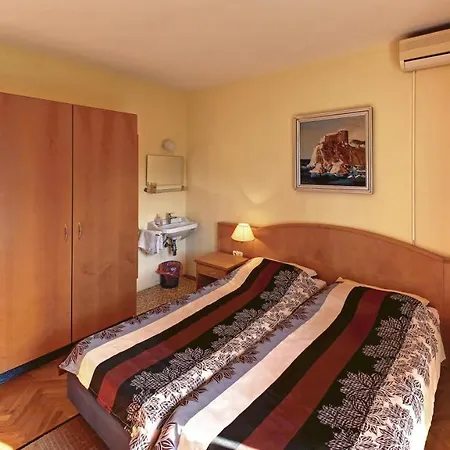 Vala - Two Bedroom With Balcony And Partial Sea View Dubrovnik